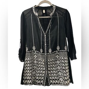 Anthropologie Tiny Black 3/4 Sleeve Embroidered Blouse Size Small